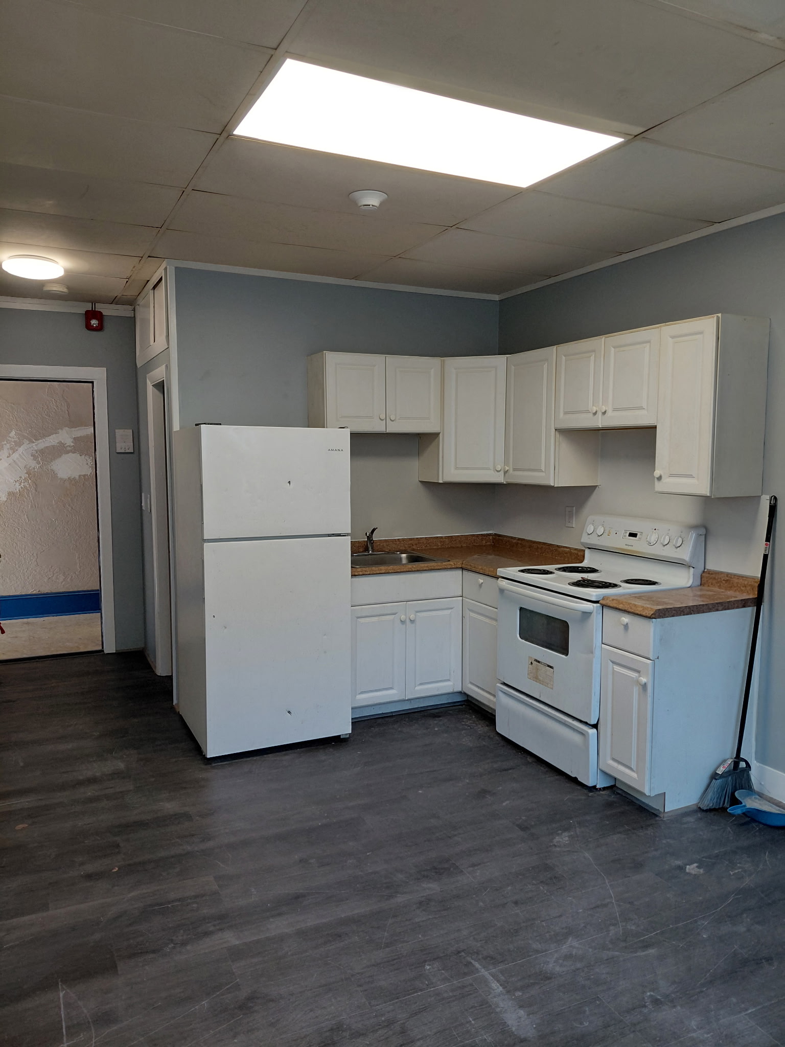 498 Main St - 2